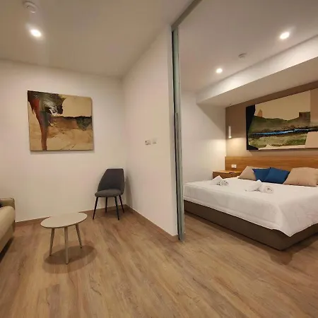 Penzion Carducci Art Oristano